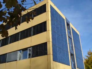 safearth Vertical Solar Panels